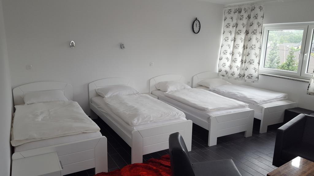 Gril Ranca Pod Pohorjem Hotel Марибор Стая снимка